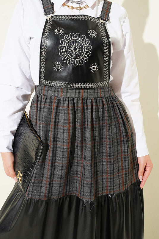 Besticktes Leder-Jile Mit Kaffee-Details