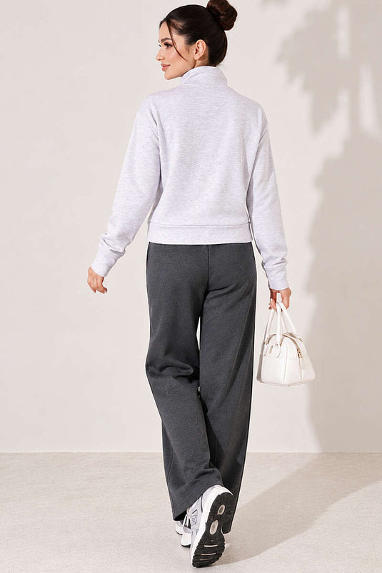 Gilet Gris À Boutons Et Broderies