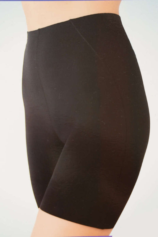 بنطال ضيق أسود بدون خياطة من إن بي بي