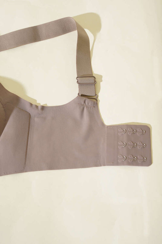 Soutien-gorge NBB découpé au laser en vison