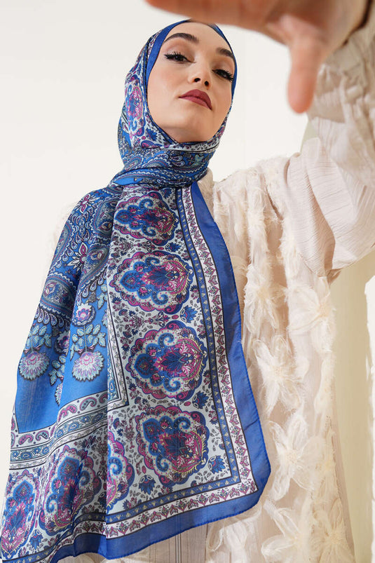 Châle doux à motif nostalgique Saks