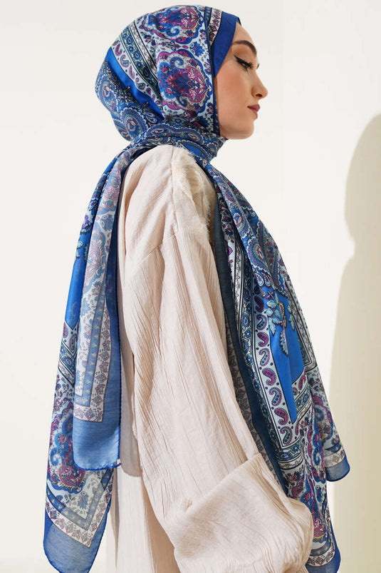 Châle doux à motif nostalgique Saks