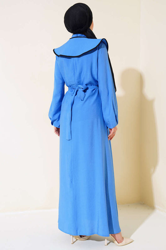 Nostalgisches Kleid mit Kragen und Gürtel in Blau