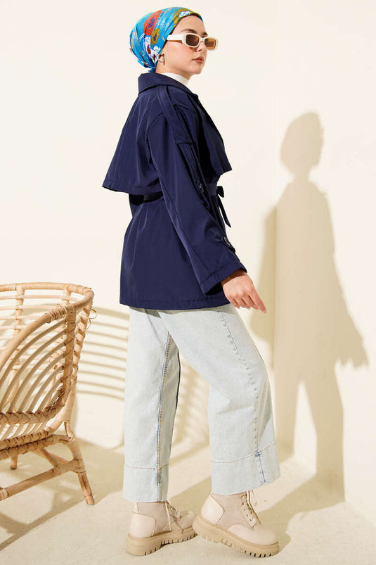 معطف ترنش بحزام مع كتاف باللون الأزرق الداكن