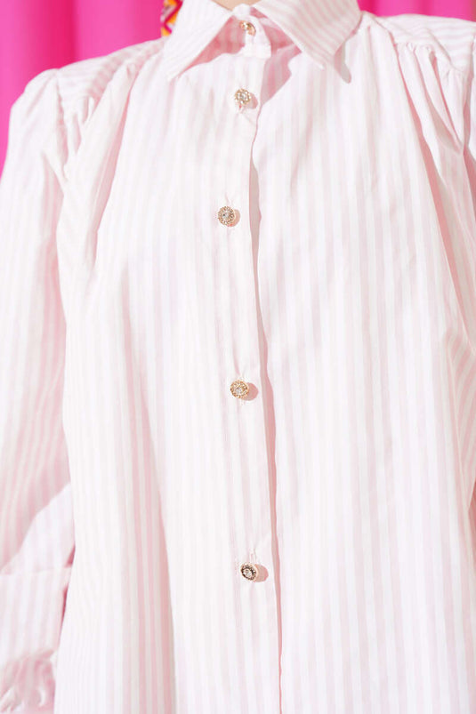 Chemise rayée à épaules froncées rose
