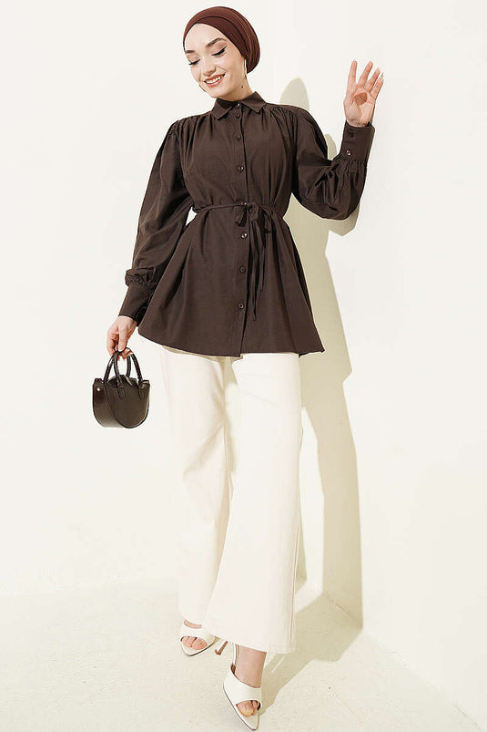 Camicia in popeline con coulisse e cintura, marrone scuro
