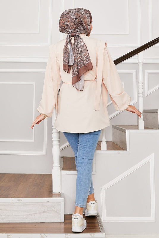 Omuz Detaylı Gizli Düğmeli Tesettür Gömlek Bej