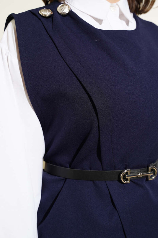 Zweiteiliger Anzug mit Knopfleiste und Gürtel an der Schulter, Marineblau