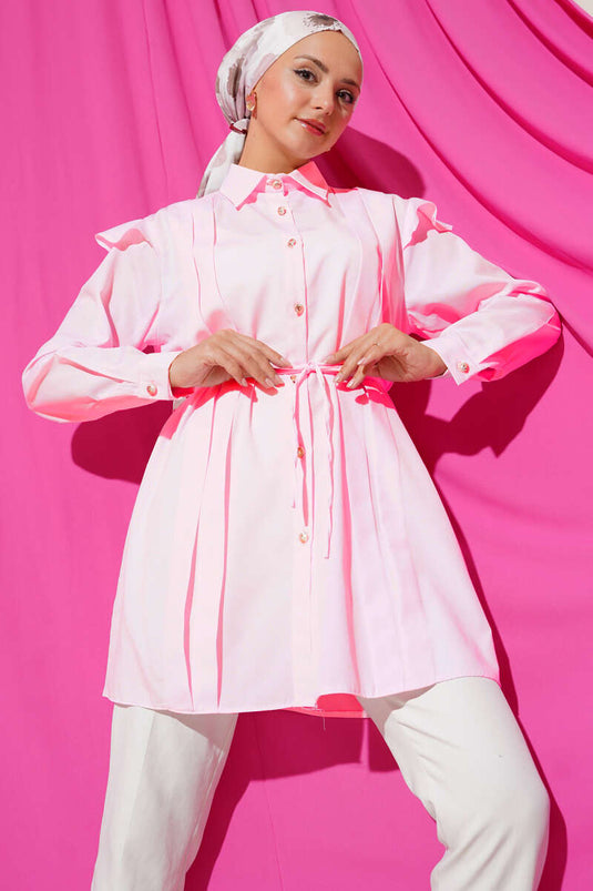 Chemise rayée à volants et ceinture, rose poudré