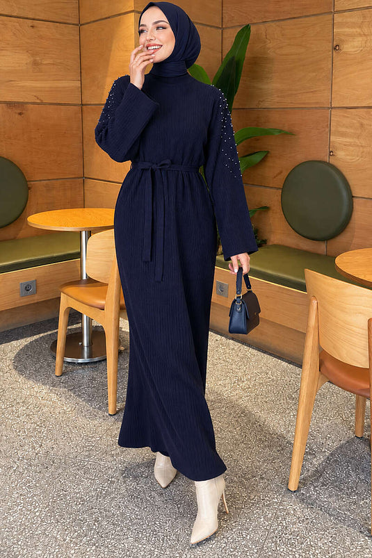 Abito In Maglia Blu Navy Con Cintura E Perle