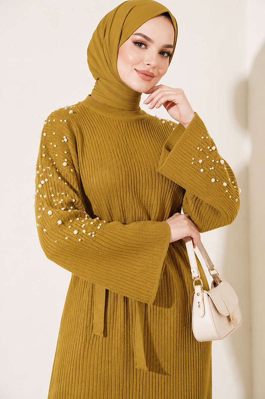 Robe En Maille Olive À Ceinture Et Perles À L'épaule