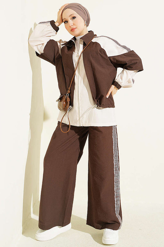 Ensemble Deux Pièces En Tricot Avec Détails De Rayures Aux Épaules Marron