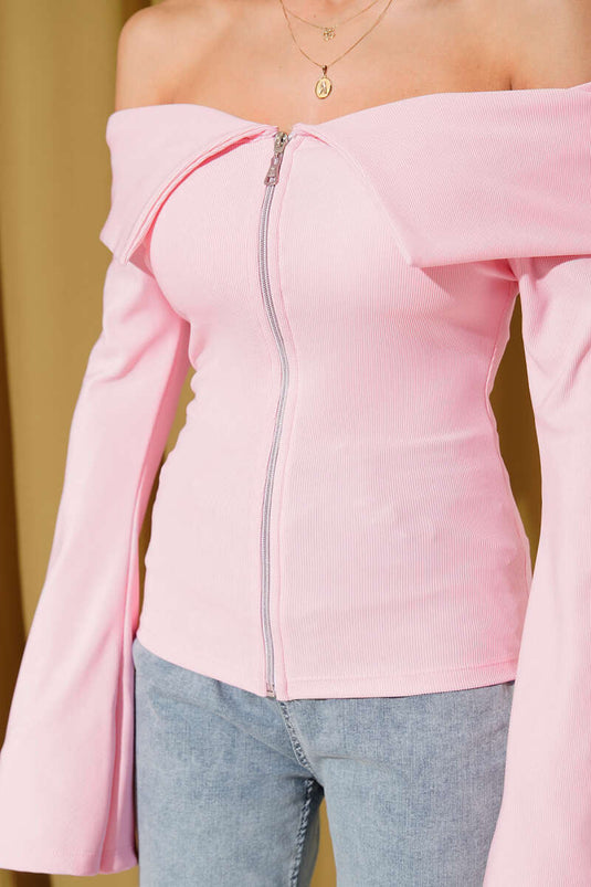 Off-shoulder zip-up blouse, pink.