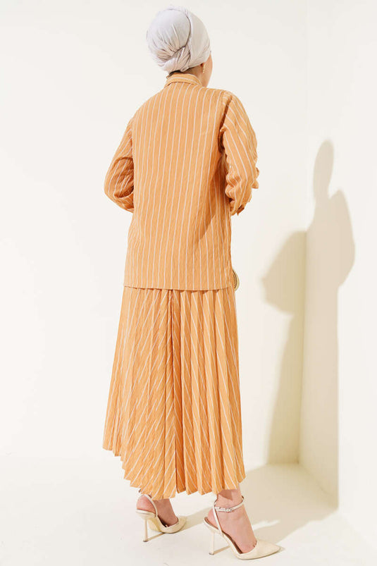 Front Tied Striped Skirt Set Camel