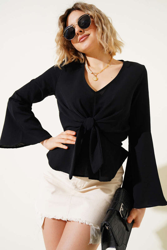 Önü Bağlamalı V Yaka Bluz Siyah