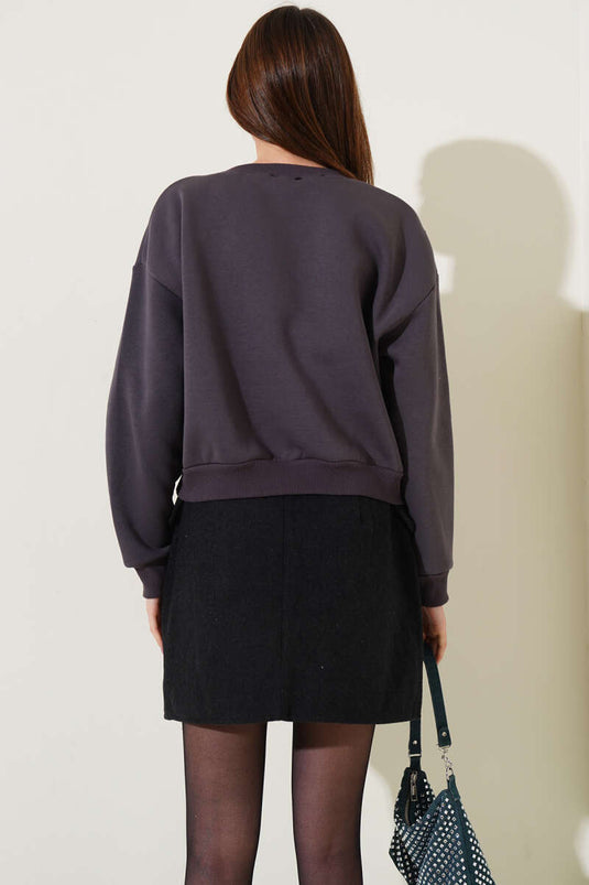 Sweat-shirt court à trois fils avec perles sur le devant, couleur fumée