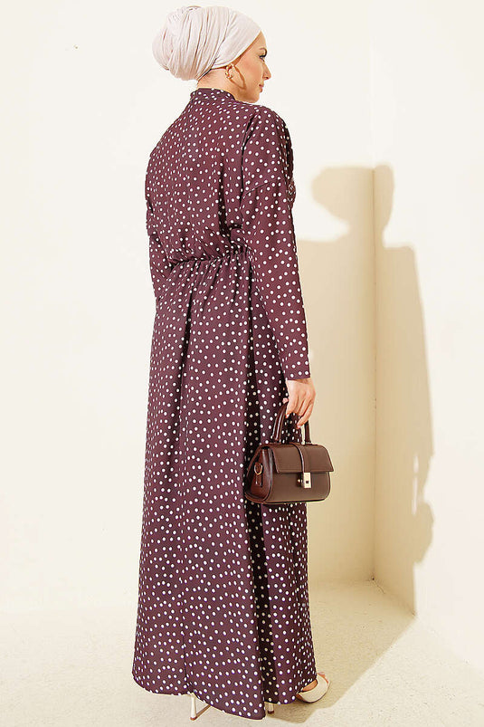 Robe à pois avec détail froncé devant, couleur café