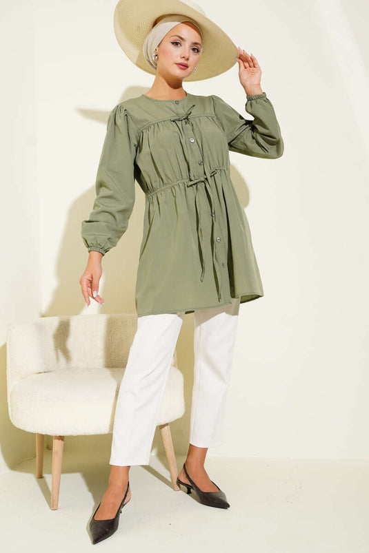 قميص كاكي مطوي برباط أمامي