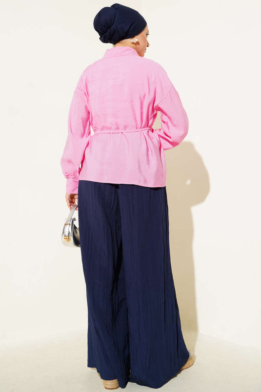 Roze shirt met trekkoord en kant aan de voorkant