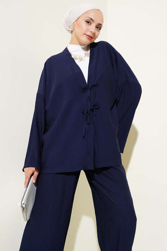 Zweiteiliges Kimono-Set mit doppelter Schnürung vorne, marineblau