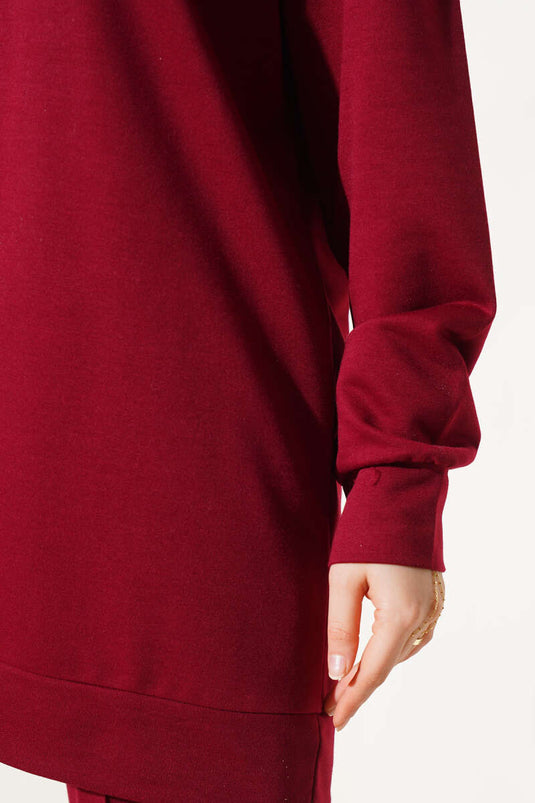 بدلة أساسية مزدوجة مع مشبك في الأمام، لون أحمر كلاريت