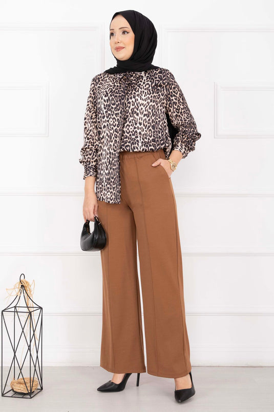Front Pleated Pocket Detailed Trousers in Chestnut