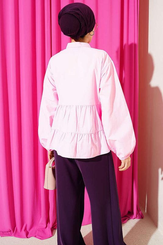 Chemisier court rose avec bande en dentelle devant