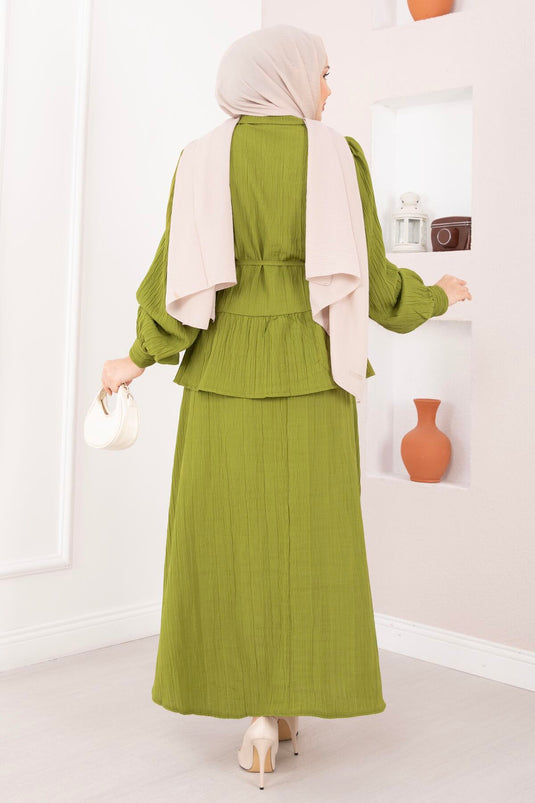 Ensemble deux pièces avec jupe à boutons devant, vert olive