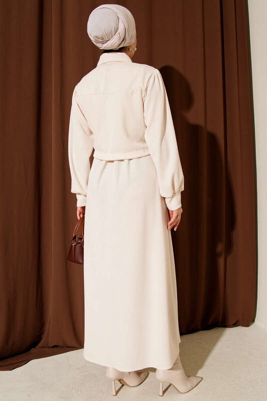 Zweiteiliger Anzug mit Knopfleiste, Beige