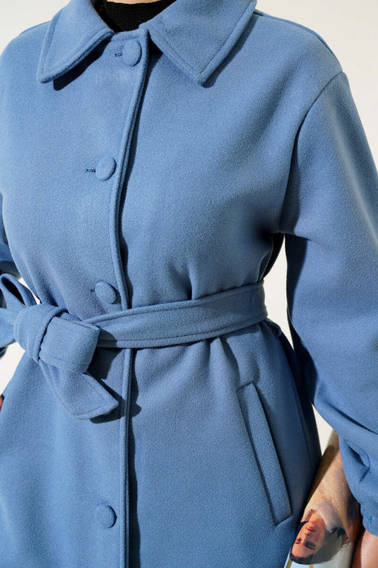 Manteau Cajou Ceinturé Boutonné Sur Le Devant Indigo