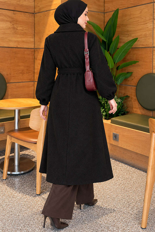 Manteau En Laine Noir À Boutons Et Ceinture