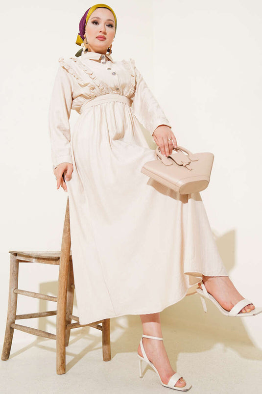 Kleid mit Rüschendetail vorne und Gürtel Beige