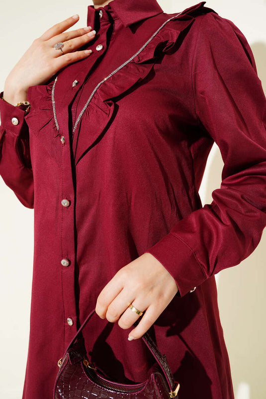 قميص انتقالي بأزرار مخططة بالحجارة من الأمام باللون العنابي