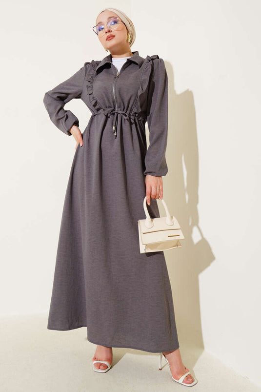 Robe zippée à volants sur le devant, couleur fumée