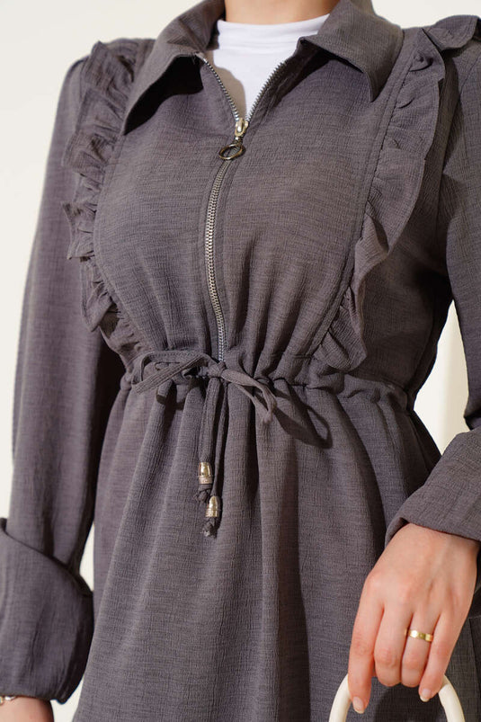 Robe zippée à volants sur le devant, couleur fumée