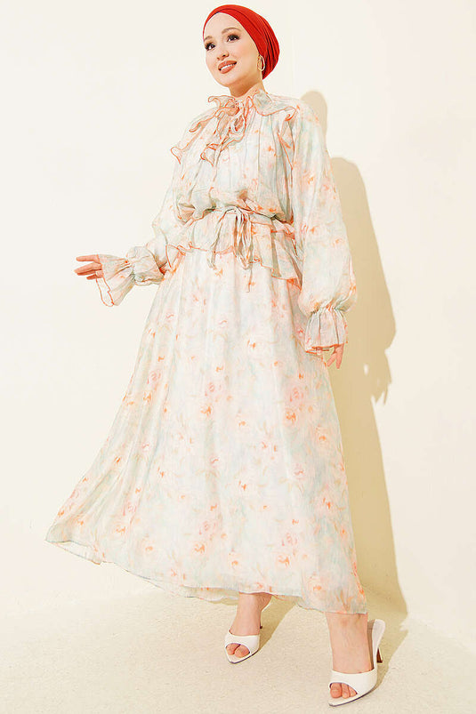 Vorderseite mit Rüschen, Gürtel mit Kordel, gemustertes Kleid in Mint
