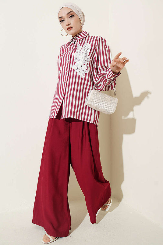 Camicia a righe con pizzo frontale, bordeaux