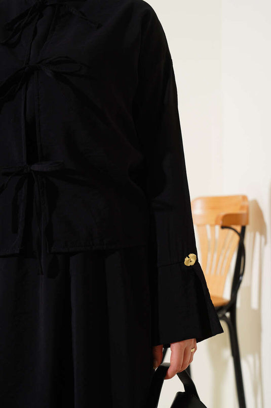 طقم صدرية من قطعتين برباط أمامي، أسود