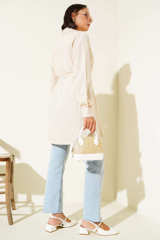 تونيك بحزام من الأمام بلون بيج