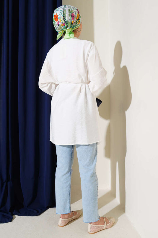 Chemise blanche à boutons Brit avec détail plissé à l'avant