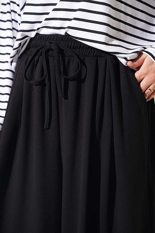 Pantaloni In Pizzo Plissettato Neri