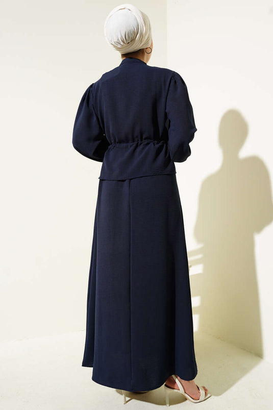 بدلة تنورة نفقية بخصر أمامي مطوي باللون الأزرق الداكن