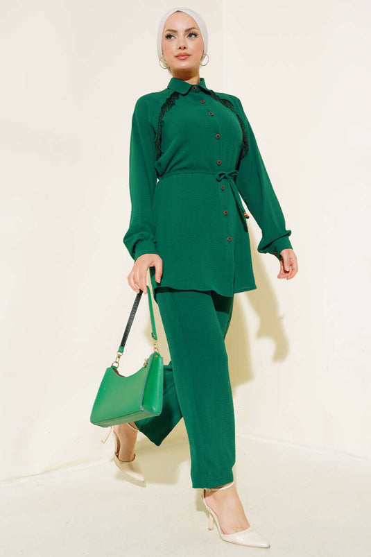 Önü Püskül Detaylı İkili Takım Zümrüt