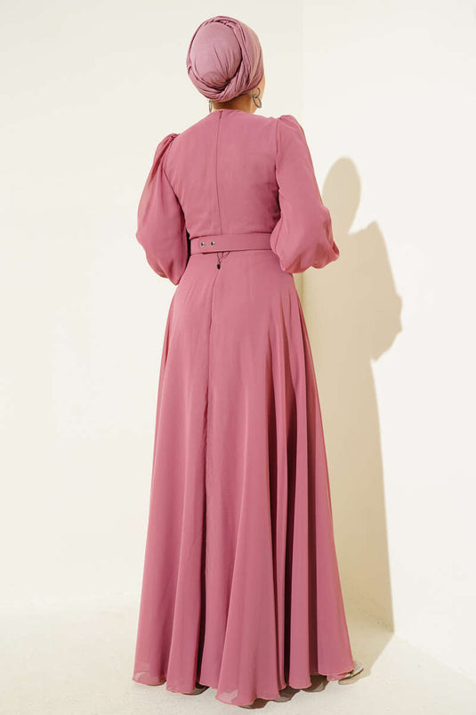 فستان سهرة بحزام مطوي على شكل حرف V - لون وردي باهت