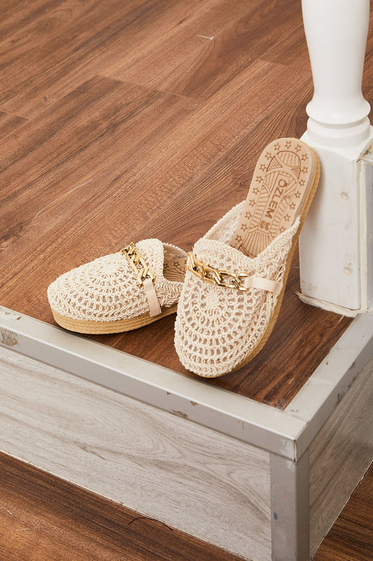 Chaussons tricotés à boucle en chaîne Crème