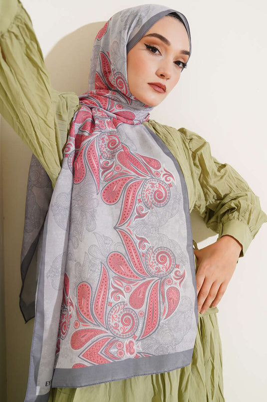 شال رمادي بنقشة أوراق الشجر الأصلية