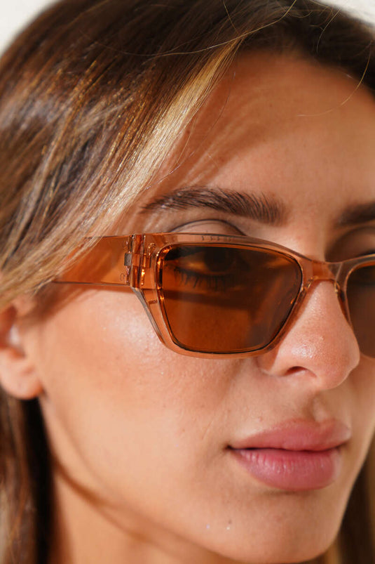 نظارات أوتريرا سيريز بلون الكستناء