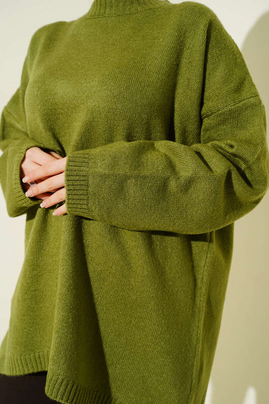 Oversized Stricktunika Mit Tiefem Schulter In Olivgrün