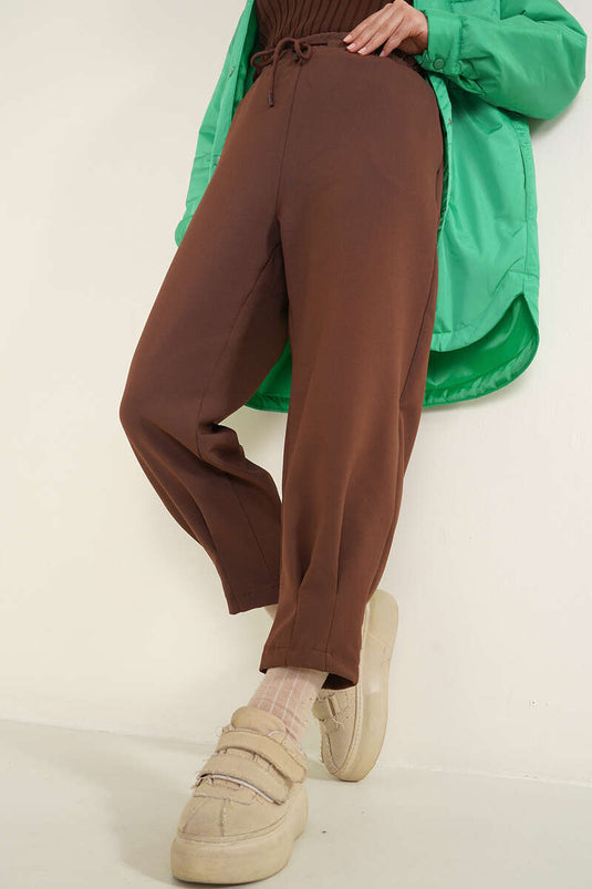 Pantalon à Jambes Pinces et Taille Élastique Marron