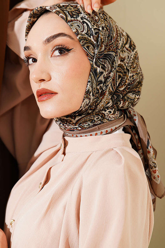 وشاح بيزلي ديزاين أناقة بلون فيزون فاتح